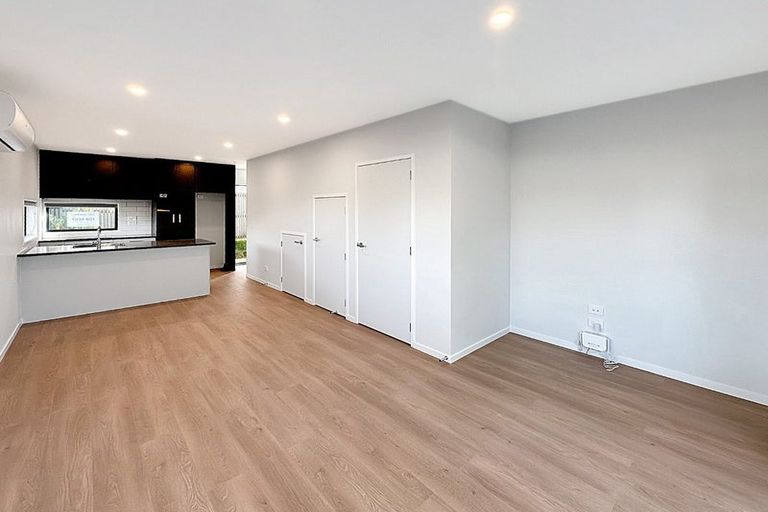 Photo of property in 59 Whati Lane, Henderson, Auckland, 0612