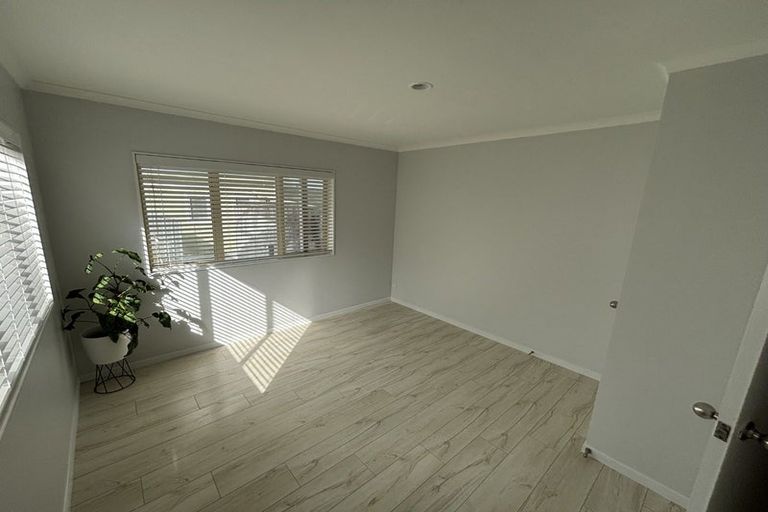 Photo of property in 49a Everard Avenue, Army Bay, Whangaparaoa, 0930
