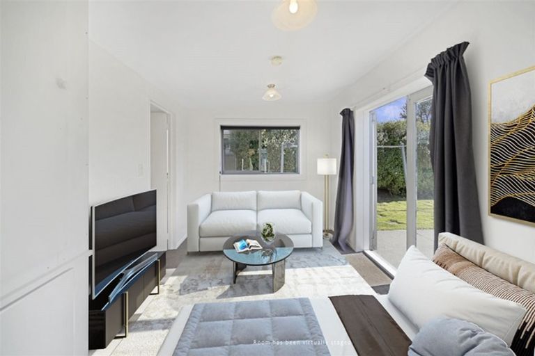 Photo of property in 33 Croziers Road, St Albans, Christchurch, 8052
