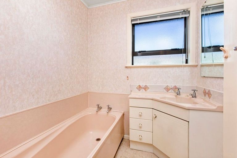 Photo of property in 24 Riverview Road, Huntly, 3700