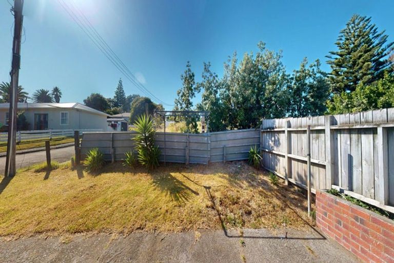 Photo of property in 38a Rangiora Street, Castlecliff, Whanganui, 4501