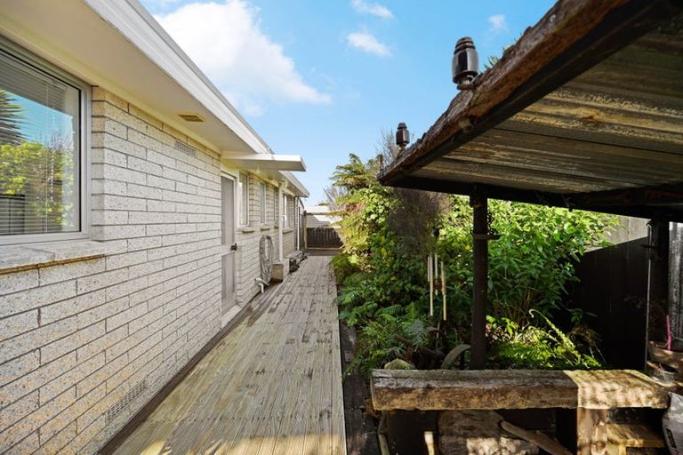 Photo of property in 15a Sandalwood Drive, Dinsdale, Hamilton, 3204