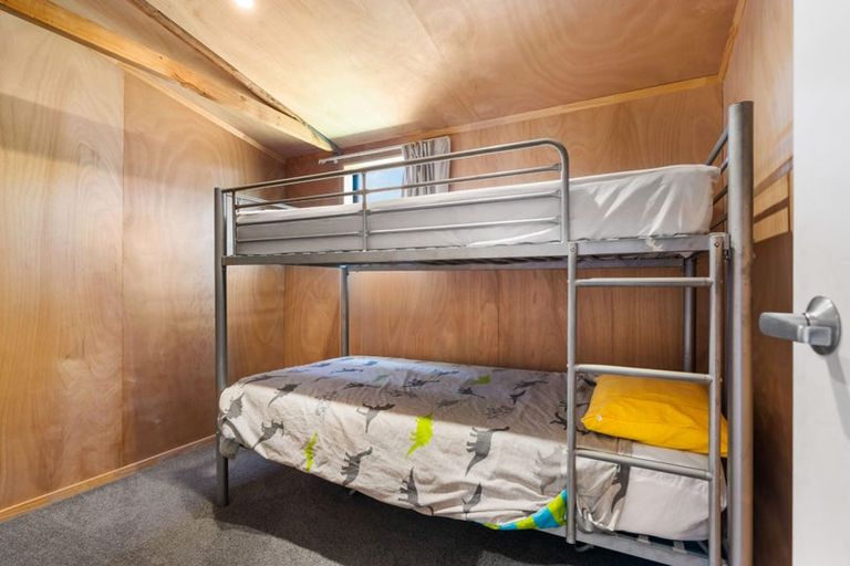 Photo of property in 106 Mckellar Place, Whangamata, 3620