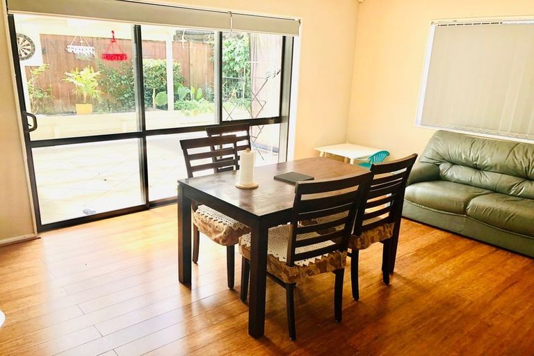 Photo of property in 9 Kalmore Place, Flat Bush, Auckland, 2016