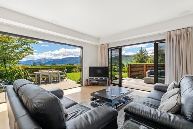 Photo of property in 36 Orford Drive, Jacks Point, Queenstown, 9371