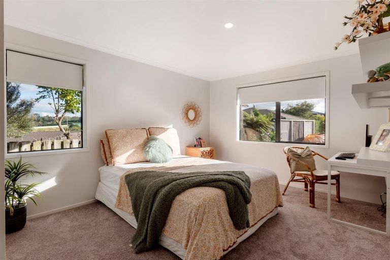 Photo of property in 43 Norm Freeman Drive, Te Puke, 3119