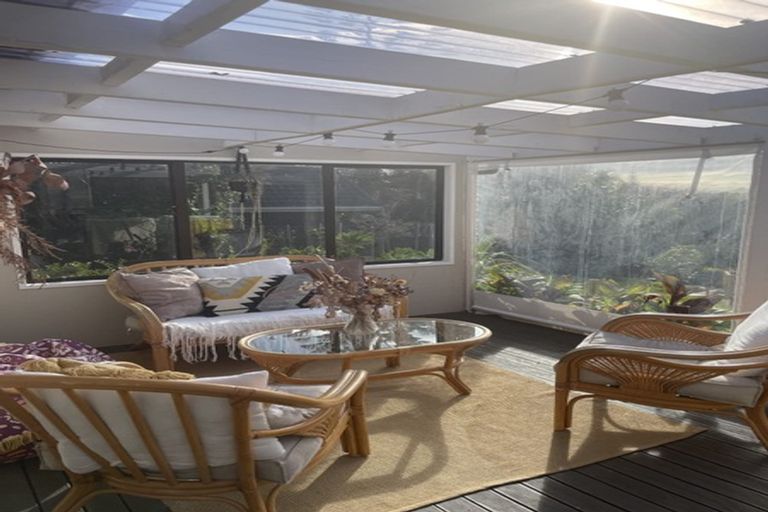 Photo of property in 9 Kaitawa Street, Waikanae Beach, Waikanae, 5036