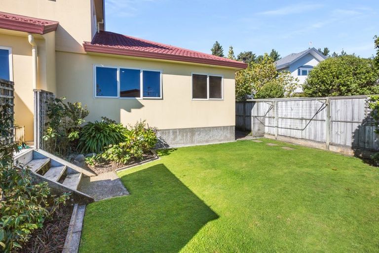 Photo of property in 112 Eskdale Road, Papakowhai, Porirua, 5024