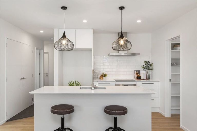 Photo of property in 21 Rita Angus Road, Belfast, 8051