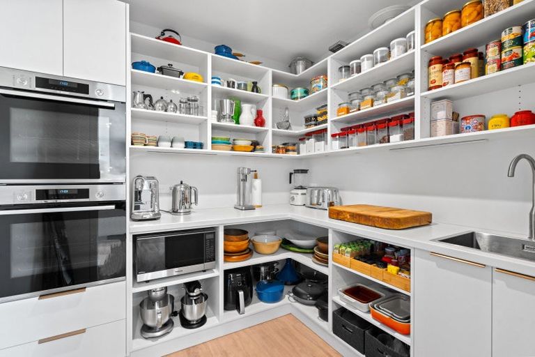 Photo of property in 12 Coralie Place, Lansdowne, Masterton, 5810