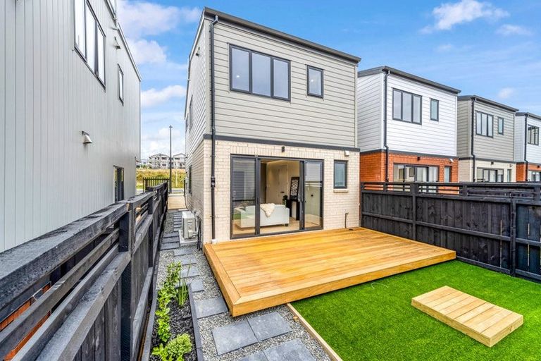 Photo of property in 26 Toetoe Street, Westgate, Auckland, 0814