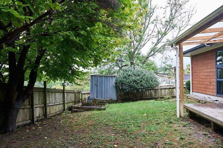 Photo of property in 30 Redwood Drive, Massey, Auckland, 0614