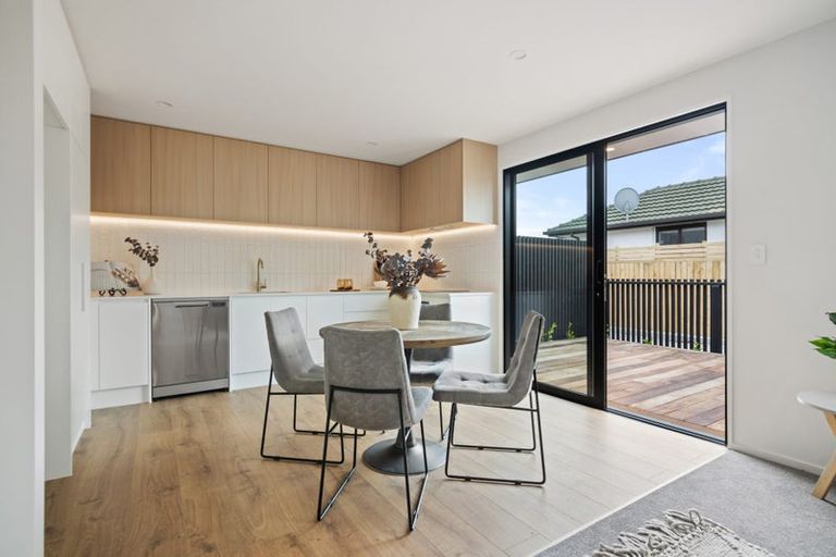 Photo of property in 2/8 Larch Place, Casebrook, Christchurch, 8051