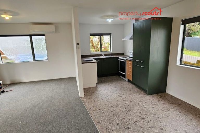 Photo of property in 1 Durham Street, Cannons Creek, Porirua, 5024