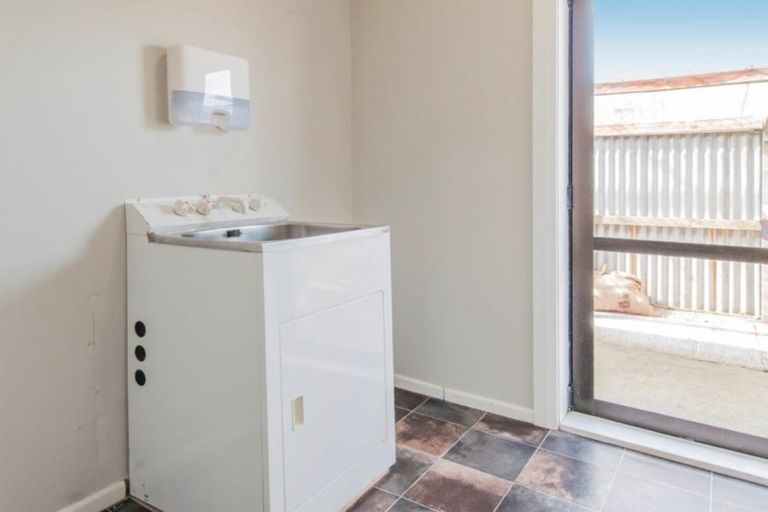 Photo of property in 13 Spring Place, Leeston, 7632