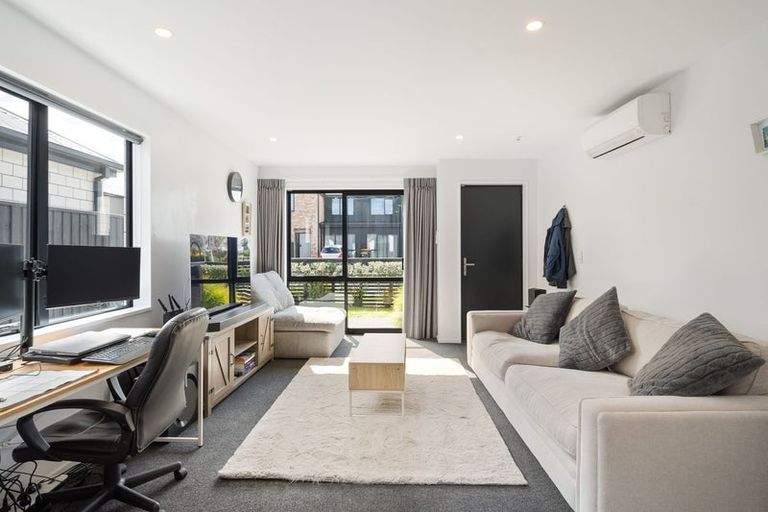 Photo of property in 7 Piripiri Place, Broomfield, Christchurch, 8042