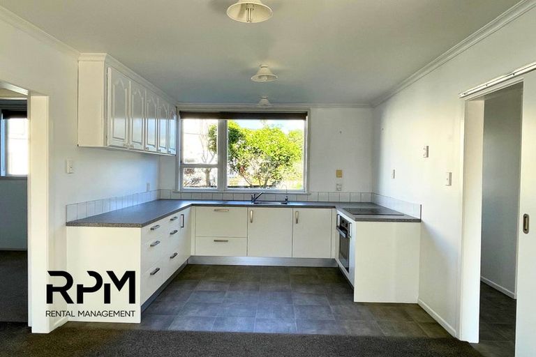 Photo of property in 1/92b South Road, Blagdon, New Plymouth, 4310