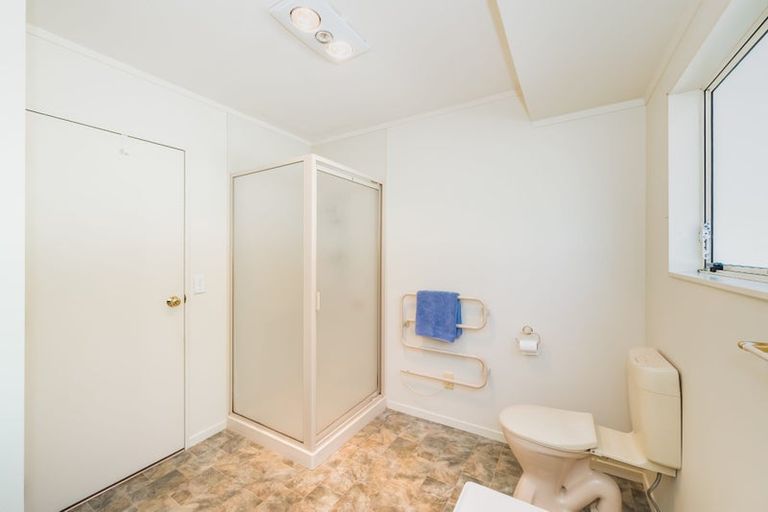 Photo of property in 42 Arawhata Road, Paraparaumu, 5032