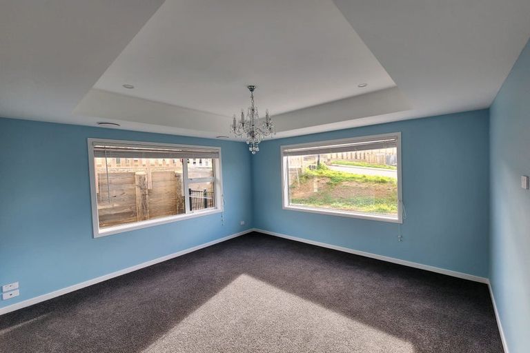 Photo of property in 12 Topsail Way, Whitby, Porirua, 5024