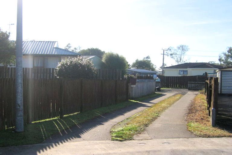 Photo of property in 37 Purcell Place, Melville, Hamilton, 3206