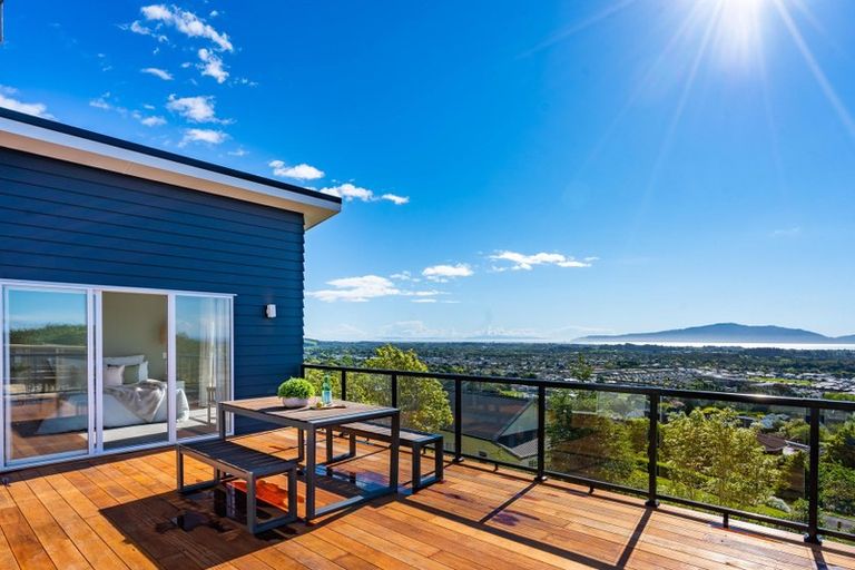 Photo of property in 90 Kotare Street, Waikanae, 5036