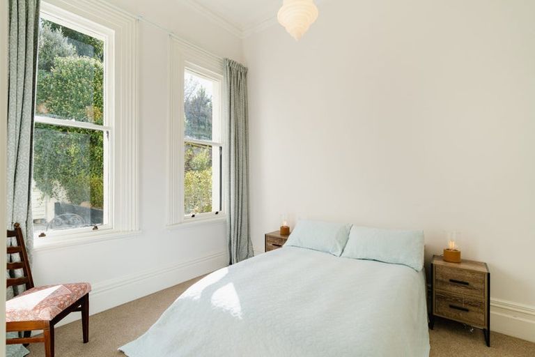 Photo of property in 48 Manor Place, Dunedin Central, Dunedin, 9016