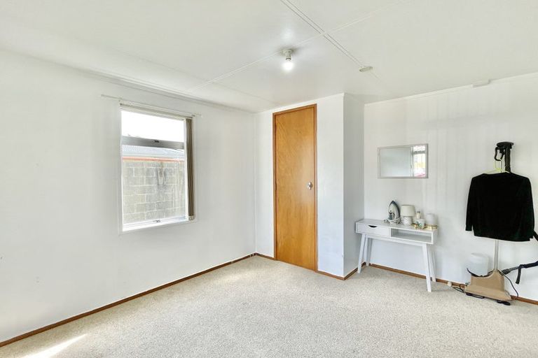 Photo of property in 97 Jamaica Drive, Grenada North, Wellington, 5028