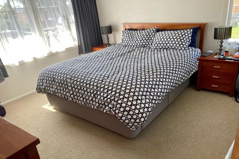 Photo of property in 93 Roberts Road, Te Atatu South, Auckland, 0610