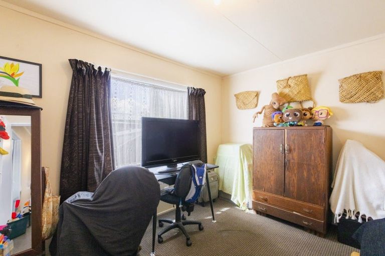 Photo of property in 20 Ellison Street, Otane, 4202