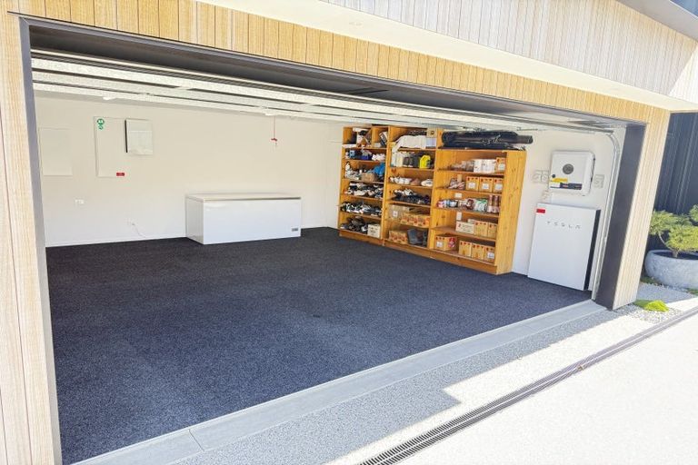 Photo of property in 9 Mills Road, Wanaka, 9305