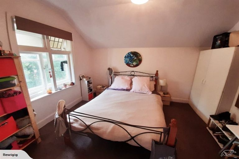 Photo of property in 12 Crieff Street, Northland, Wellington, 6012