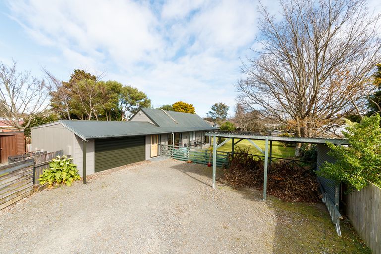 Photo of property in 81a Durham Street, Ashhurst, 4810