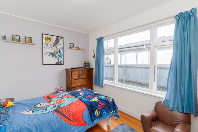 Photo of property in 130 Springs Road, Hornby, Christchurch, 8042