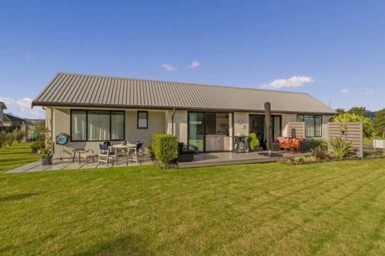 Photo of property in 3 Debenham Drive, Whitianga, 3510