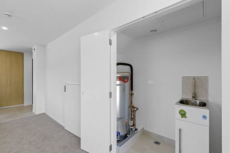 Photo of property in 39 Turtleback Avenue, Whitby, 5024