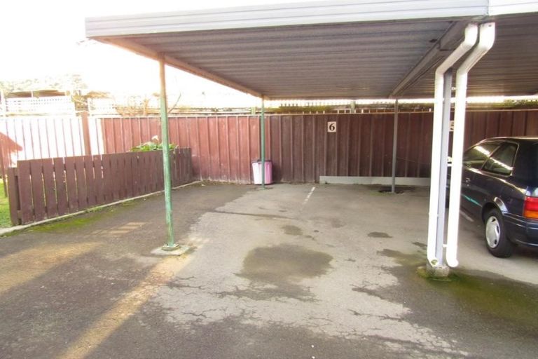 Photo of property in 6/154 Whites Line East, Waiwhetu, Lower Hutt, 5010