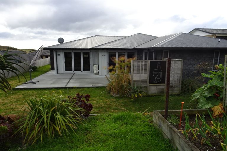 Photo of property in 198 Ballintoy Park Drive, Welcome Bay, Tauranga, 3175