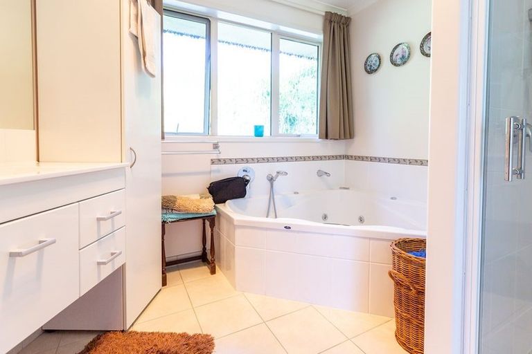 Photo of property in 16 Highland Drive, Richmond, 7020