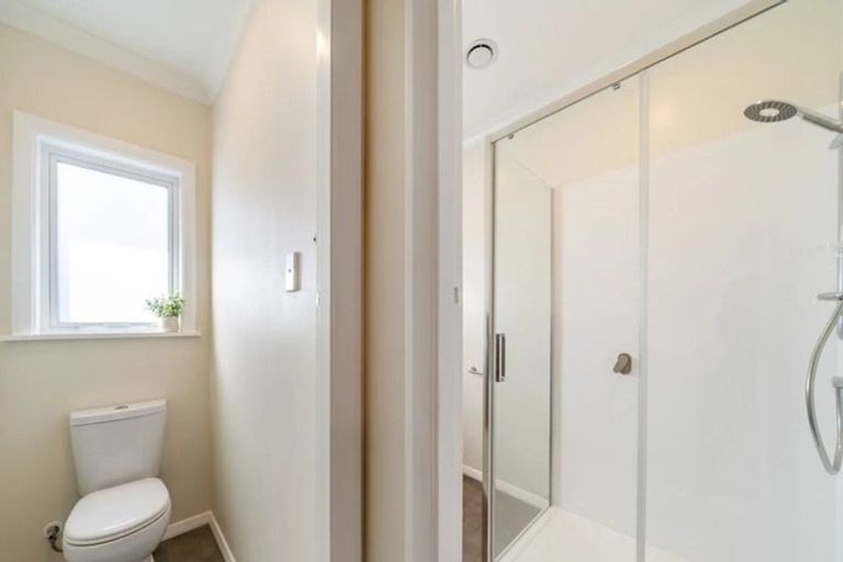 Photo of property in 56 Brentwood Street, Trentham, Upper Hutt, 5018