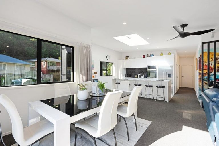 Photo of property in 340 Ohiro Road, Brooklyn, Wellington, 6021