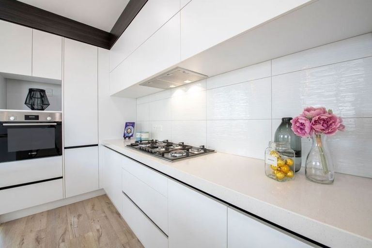 Photo of property in 58 Cooladawson Drive, Flat Bush, Auckland, 2019