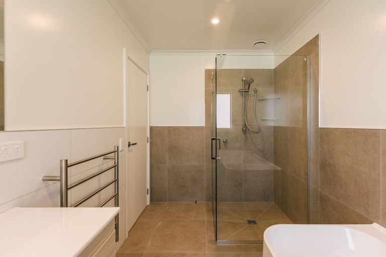 Photo of property in 9 Railway Terrace, Ohau, 5570