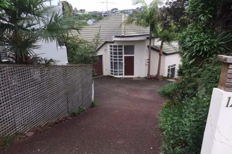 Photo of property in 2/14 Penning Road, Castor Bay, Auckland, 0620