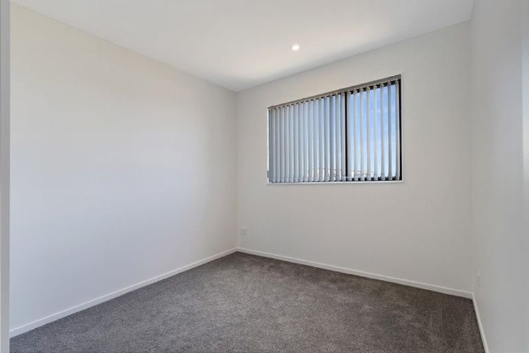 Photo of property in 3/3238 Great North Road, New Lynn, Auckland, 0600