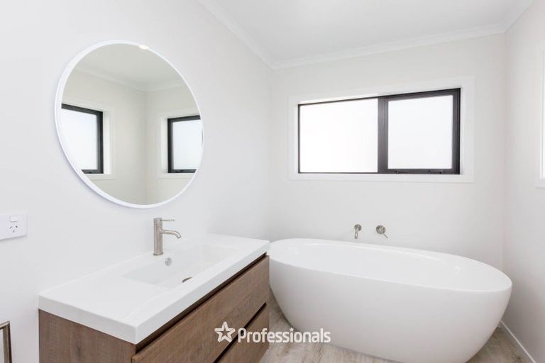 Photo of property in 9 Mamaku Place, Elderslea, Upper Hutt, 5018