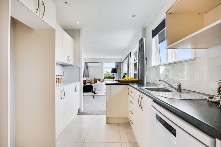 Photo of property in 142 Glamorgan Drive, Torbay, Auckland, 0630