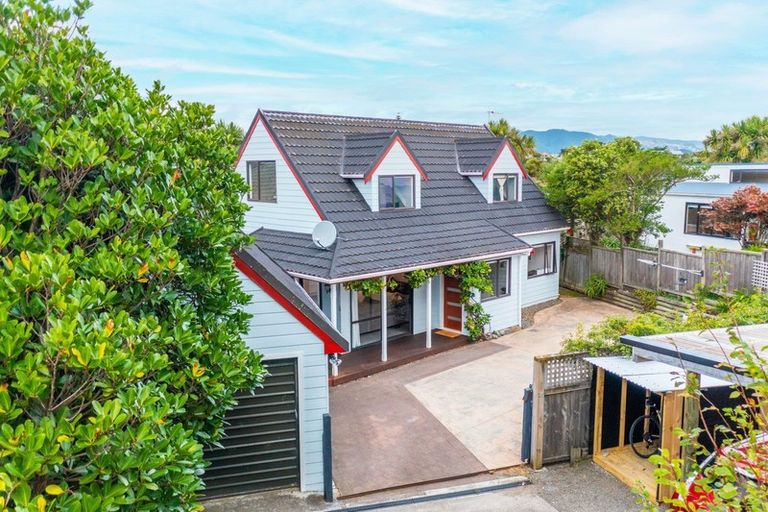Photo of property in 104a Manly Street, Paraparaumu Beach, Paraparaumu, 5032