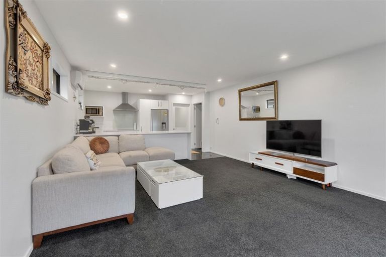 Photo of property in 37 Packard Crescent, Halswell, Christchurch, 8025