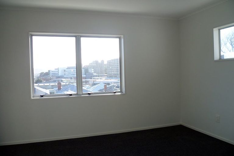 Photo of property in 27f4 Kenwyn Terrace, Newtown, Wellington, 6021