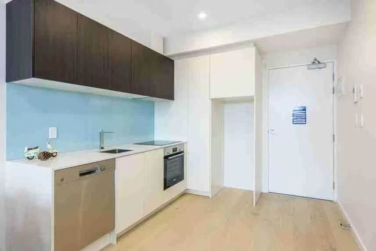 Photo of property in 102/19 Rawene Road, Birkenhead, Auckland, 0626